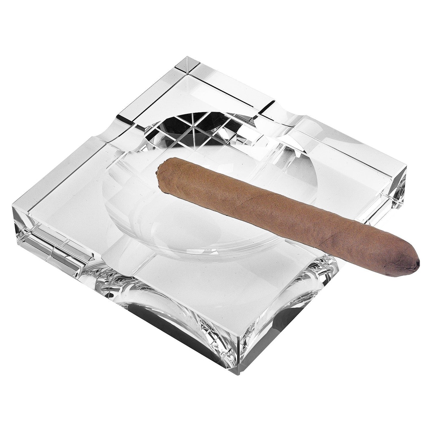 "LuxeClear Crystal Cigar Ashtray" – Elegance Meets Functionality