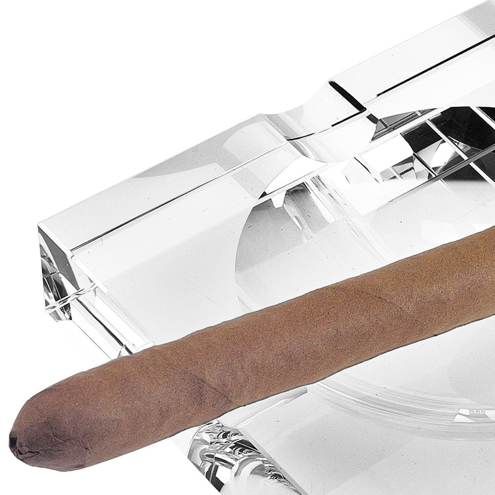 "LuxeClear Crystal Cigar Ashtray" – Elegance Meets Functionality