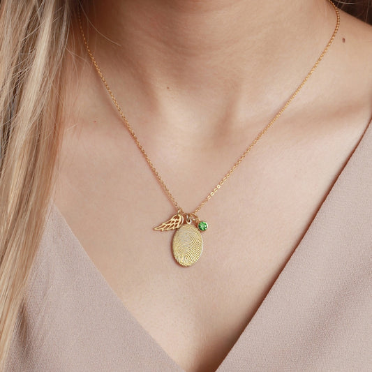 Personalized Fingerprint Necklace – Keep Loved Ones Close to Your Heart