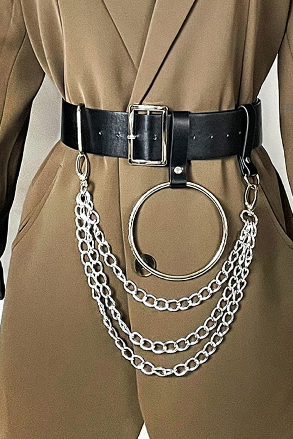 The Faris Belt with Chain – Elevate Your Style with an Edgy Touch